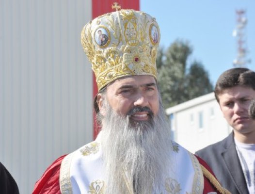 IPS Teodosie a premiat elevii constănţeni